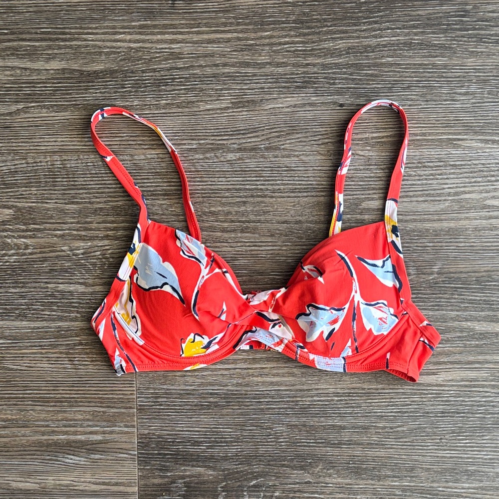 Floral Red Bikini Top